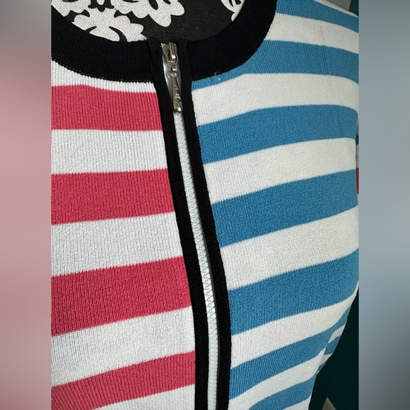 Cropped Cardigan - Picture 4 of 9